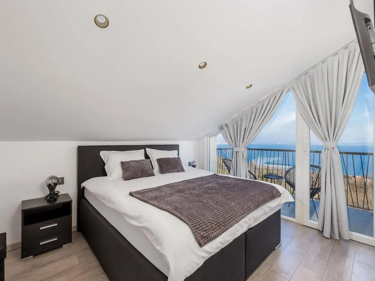 Villa Corichi Opatija 0*,